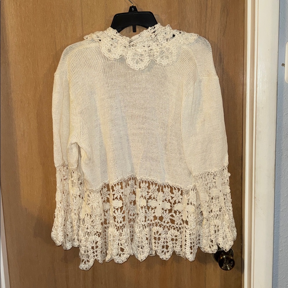 Vintage Nine West Cream Lace Crochet Cardigan Sweater Detaoled Trim - Picture 5 of 5